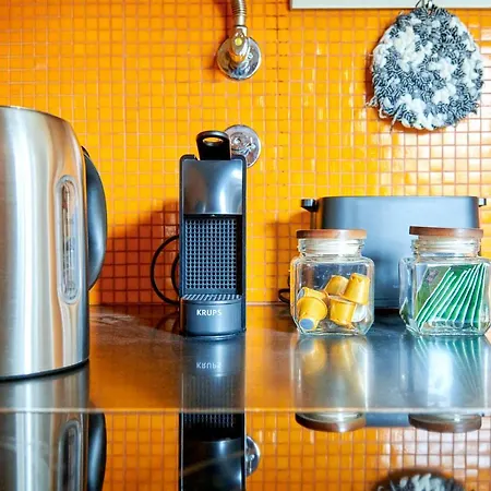 Sunny Renovated With Ac, By Timecooler Appartamento