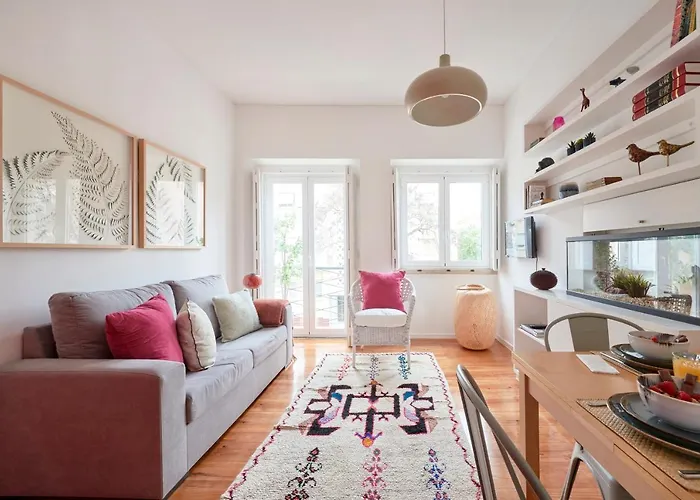 شقة Sunny Renovated With Ac, By Timecooler *