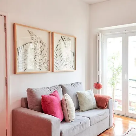 Sunny Renovated With Ac, By Timecooler