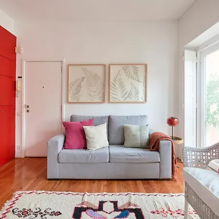 Sunny Renovated With Ac, By Timecooler Апартаменты Лиссабон