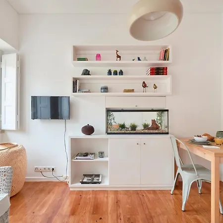Sunny Renovated With Ac, By Timecooler Apartment Lisbon