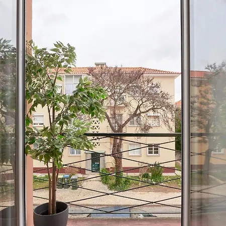 Sunny Renovated With Ac, By Timecooler Apartman *